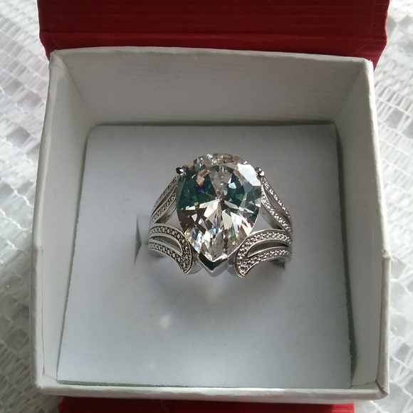 Size 9 - Picture 2 of 2